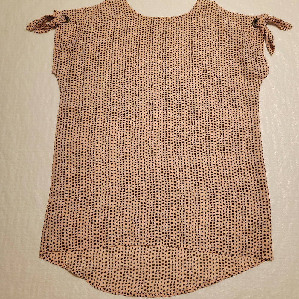 Maurices pink polka-dot sleeveless blouse. Tie cold shoulders. Size small.